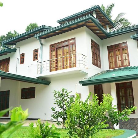 Seven Luck Palace Kandy Dış mekan fotoğraf